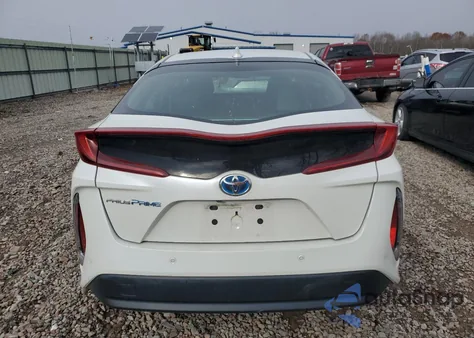 2017 Toyota Prius Prime из США, поврежденный, VIN JTDKARFP7H3058034